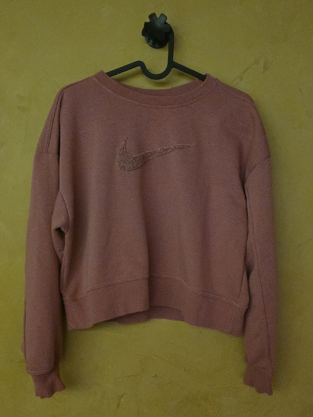 Nike Dusty Pink Cropped Sweatshirt with Embroidered Swoosh
